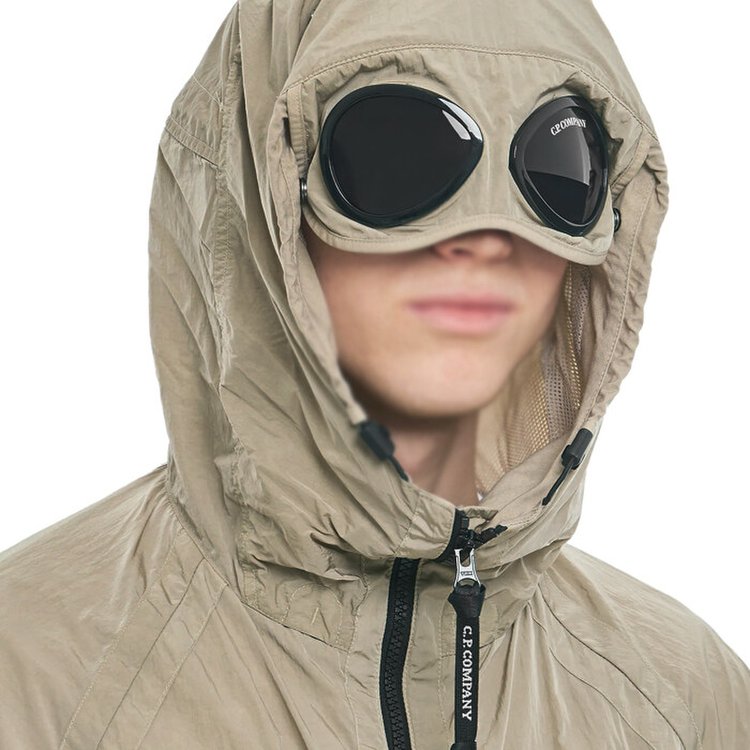 Cp Company Goggle Hooded Chrome Jacket In Cobblestone