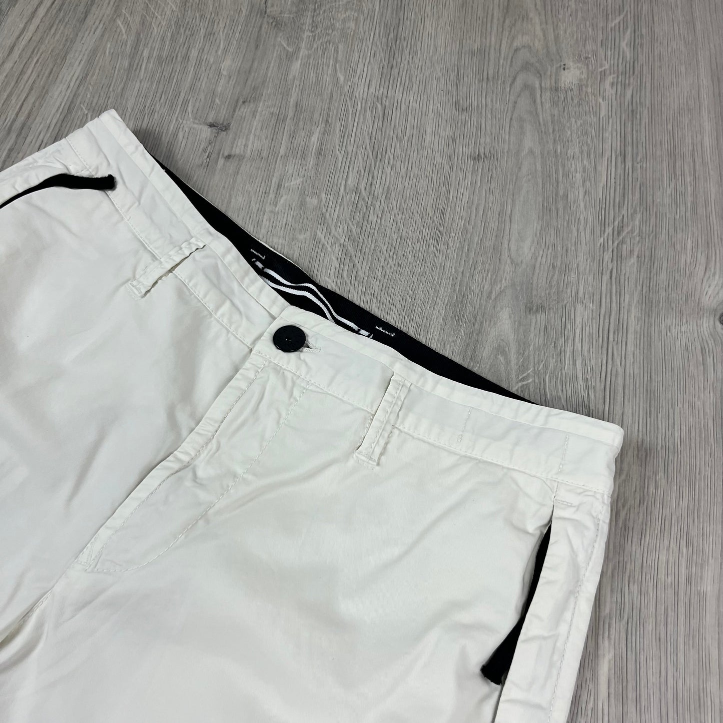 Stone Island Cargo Shorts - Ivory