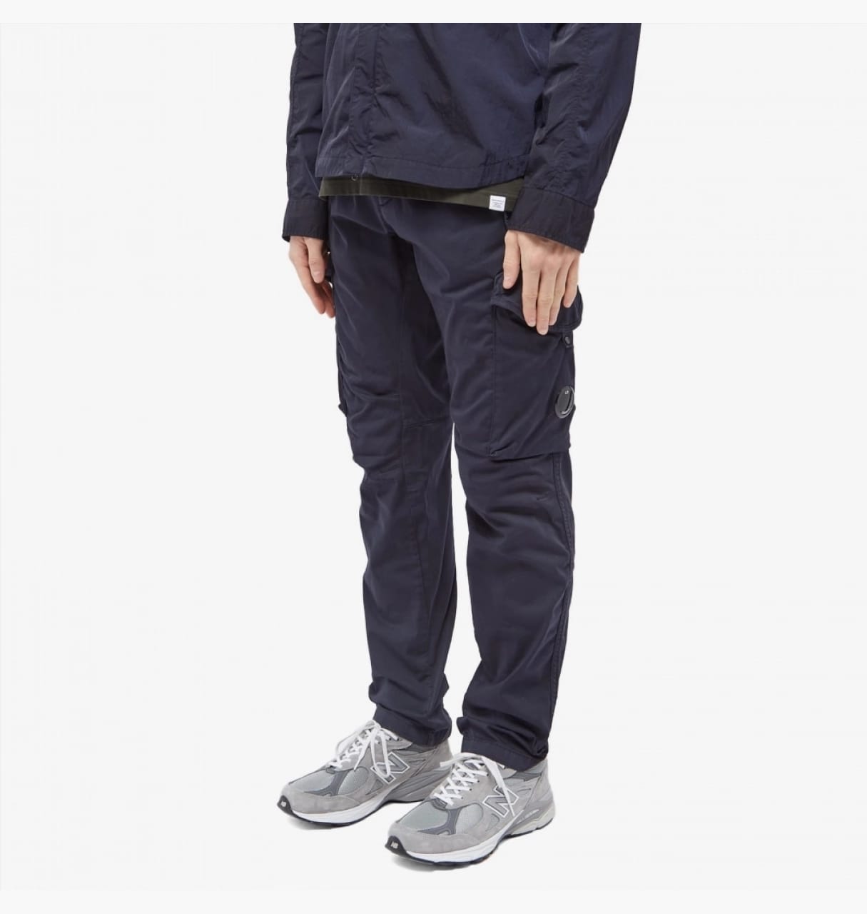 Cp Company Lens Sateen Cargo Pants In Navy 058A