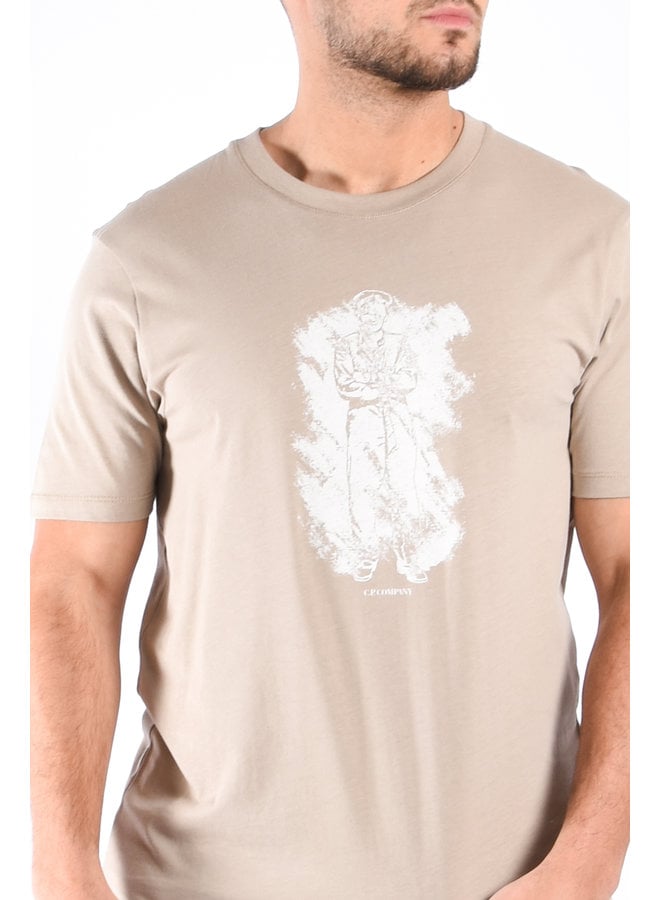 Cp Company Graphic Sailor Logo T-Shirt 193A In Beige